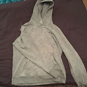Size 8 blue-green hoodie